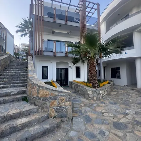 At On The Garden Floor Apartment Bodrum