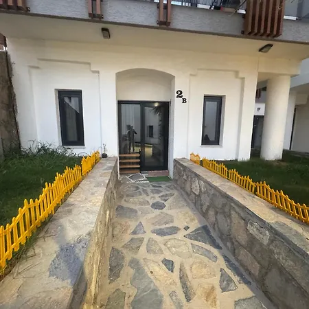 Apartamento At On The Garden Floor Bodrum